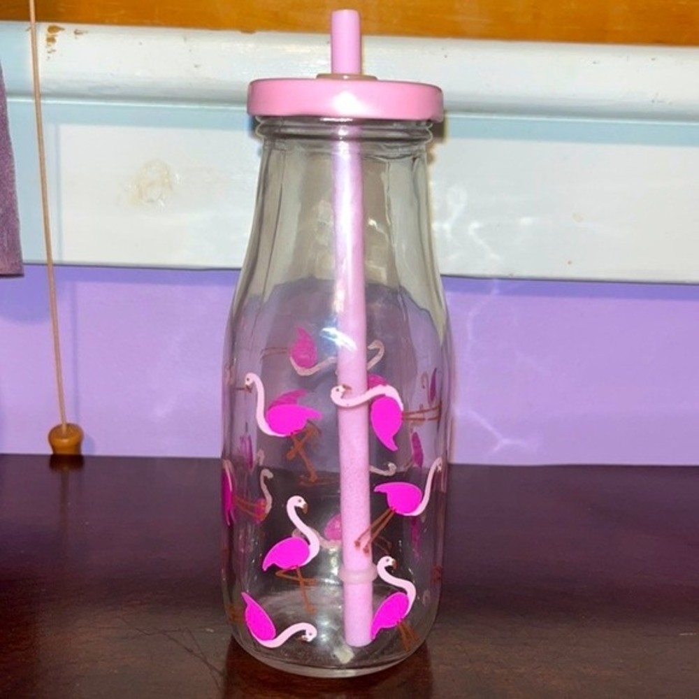 Flamingo Bottle with Lid and Straw
